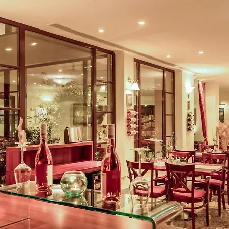 Atrium Tihany